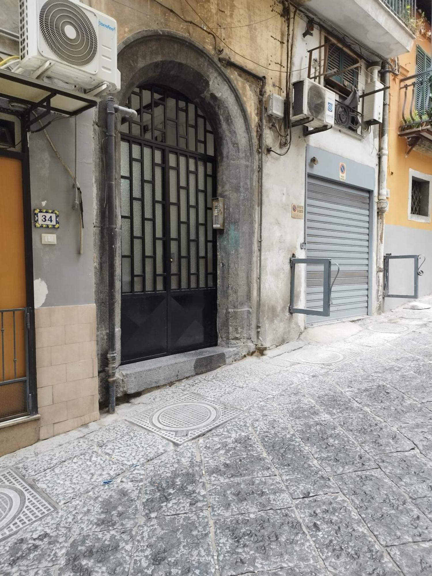 Il Conte A Casa * Napoli